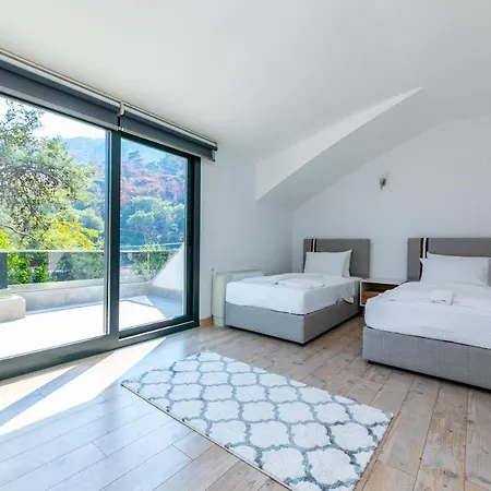 Stone Homes Villa *